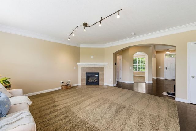 1044 Balmoral Drive, Delaware, OH 43015