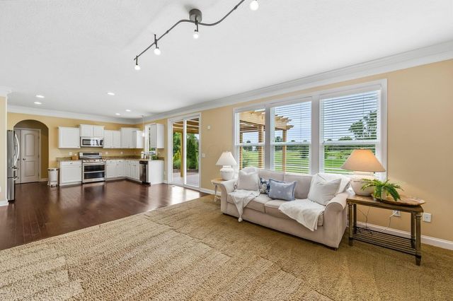 1044 Balmoral Drive, Delaware, OH 43015