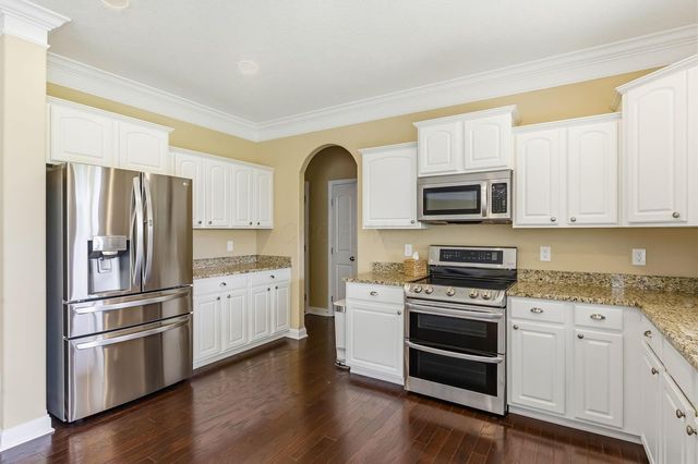 1044 Balmoral Drive, Delaware, OH 43015