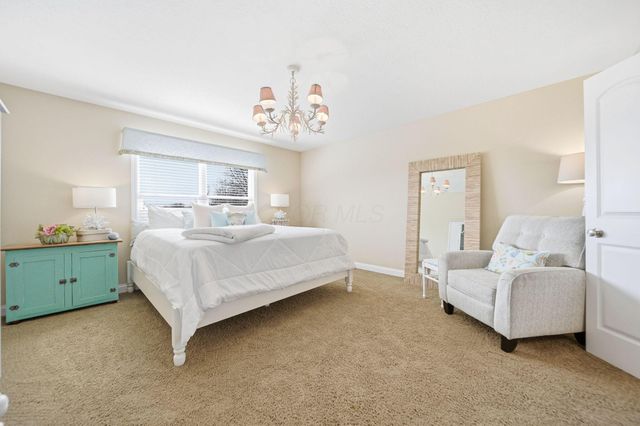 1044 Balmoral Drive, Delaware, OH 43015