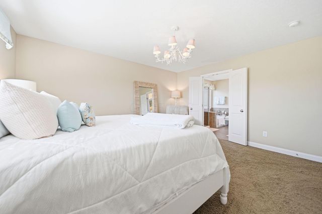 1044 Balmoral Drive, Delaware, OH 43015