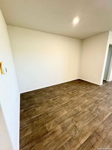 1721 James, New Braunfels, TX 78130