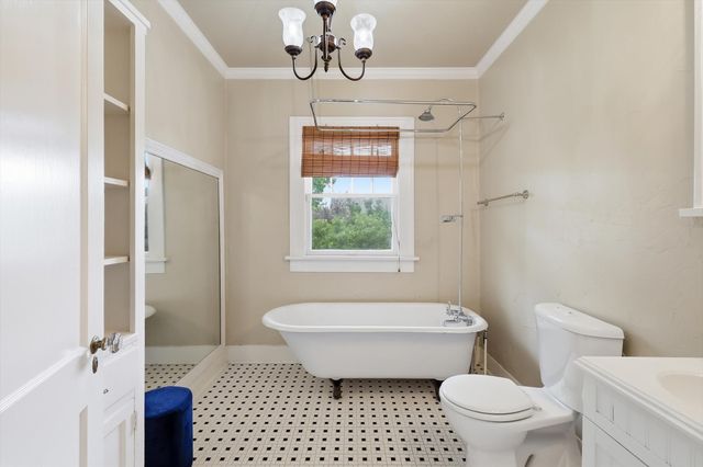 4000 Linden Avenue, Fort Worth, TX 76107