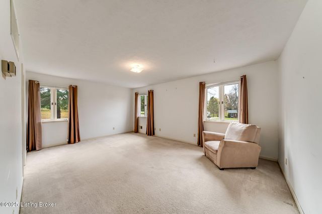 3521 Rock Rose Ln, La Grange, KY 40031