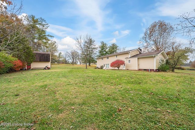 3521 Rock Rose Ln, La Grange, KY 40031