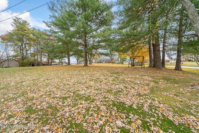 3521 Rock Rose Ln, La Grange, KY 40031