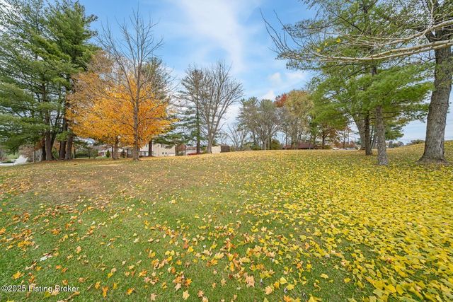 3521 Rock Rose Ln, La Grange, KY 40031