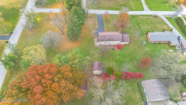 3521 Rock Rose Ln, La Grange, KY 40031