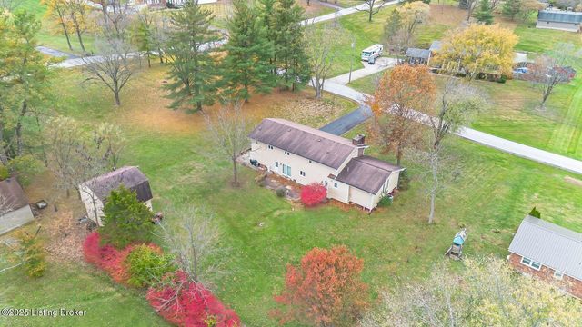 3521 Rock Rose Ln, La Grange, KY 40031