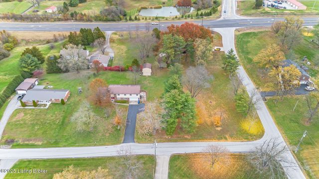 3521 Rock Rose Ln, La Grange, KY 40031