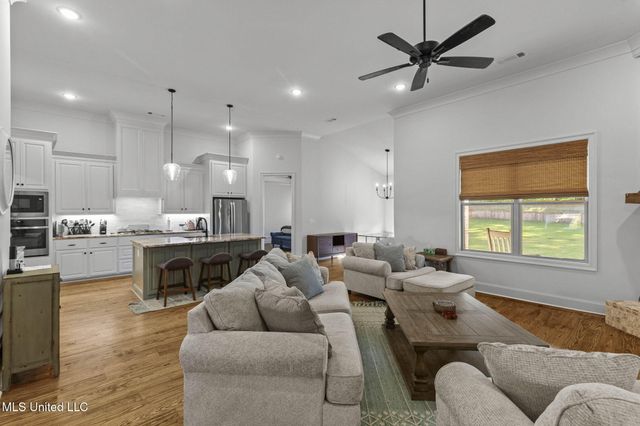 112 Richburg Court, Pearl, MS 39208