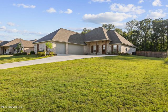 112 Richburg Court, Pearl, MS 39208