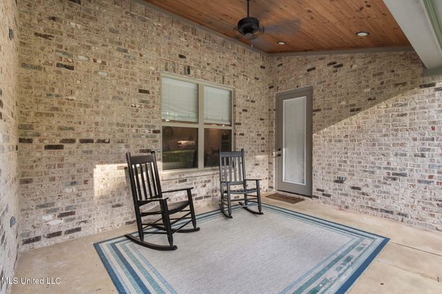 112 Richburg Court, Pearl, MS 39208