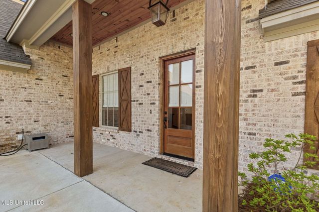 112 Richburg Court, Pearl, MS 39208