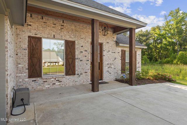 112 Richburg Court, Pearl, MS 39208