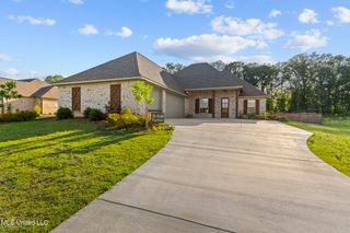 112 Richburg Court, Pearl, MS 39208
