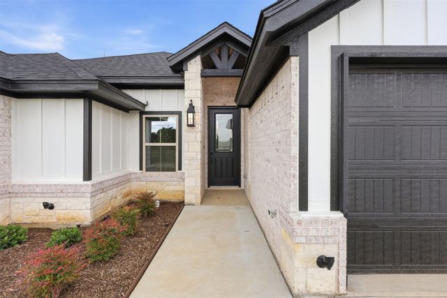 1600 Oleander Drive, Tolar, TX 76476