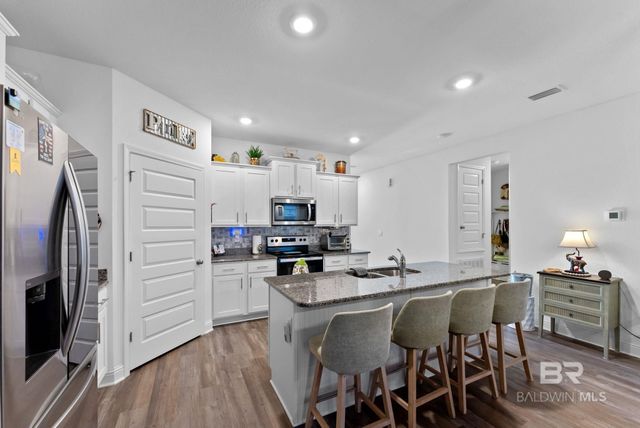 4142 Montague Drive, Gulf Shores, AL 36542