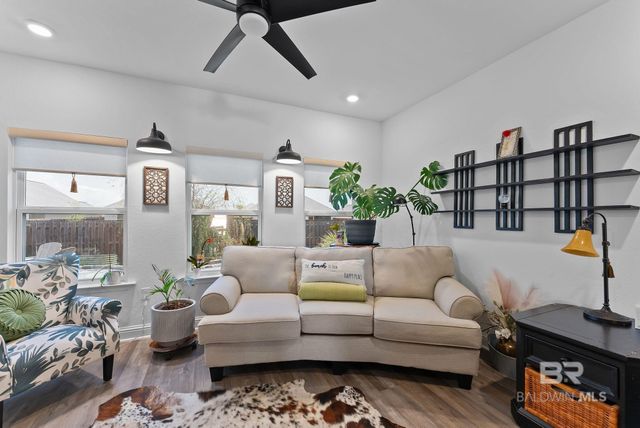 4142 Montague Drive, Gulf Shores, AL 36542
