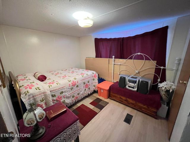 106 Meadowview Lane, Decatur, TN 37322