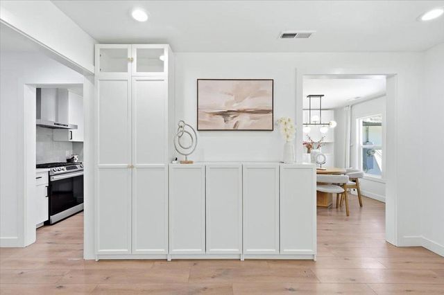531 Flynn Avenue, Redwood City, CA 94063
