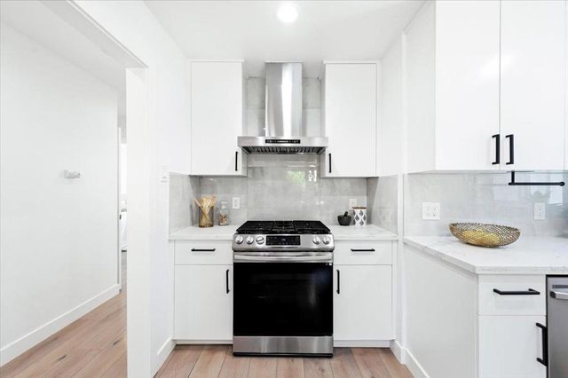 531 Flynn Avenue, Redwood City, CA 94063