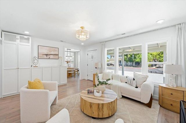 531 Flynn Avenue, Redwood City, CA 94063
