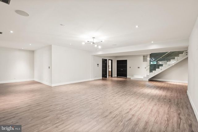 6600 RESERVES HILL CT, Annandale, VA 22003