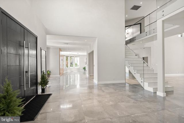 6600 RESERVES HILL CT, Annandale, VA 22003