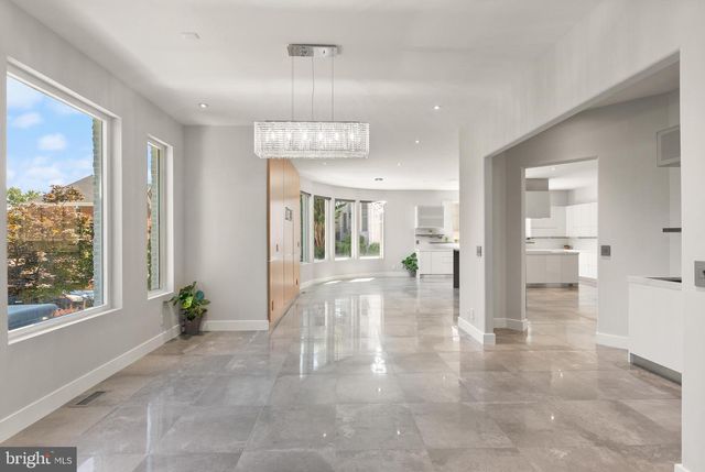 6600 RESERVES HILL CT, Annandale, VA 22003