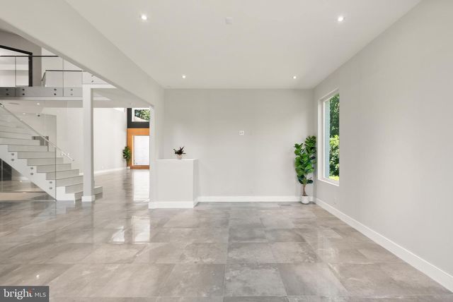 6600 RESERVES HILL CT, Annandale, VA 22003