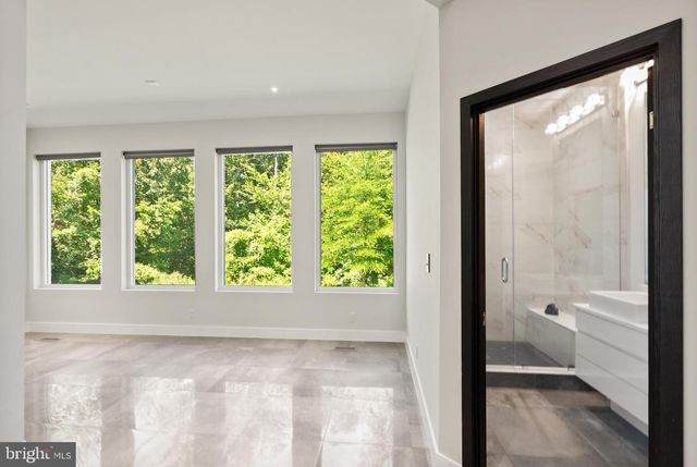 6600 RESERVES HILL CT, Annandale, VA 22003