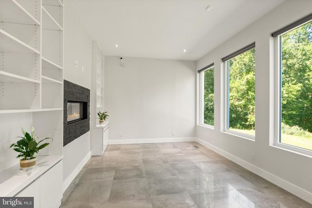 6600 RESERVES HILL CT, Annandale, VA 22003