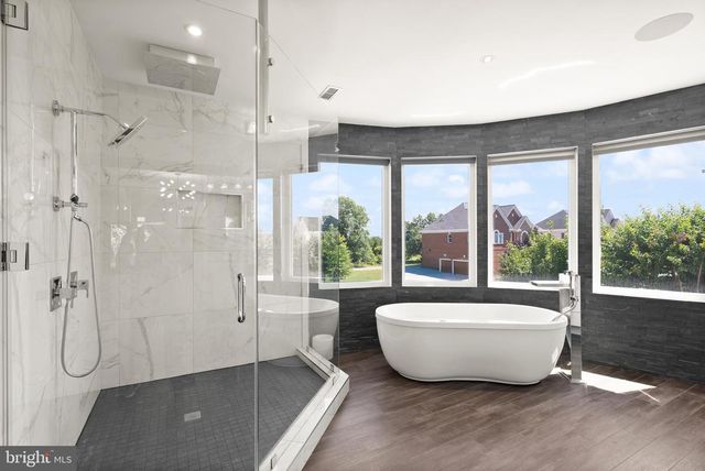 6600 RESERVES HILL CT, Annandale, VA 22003