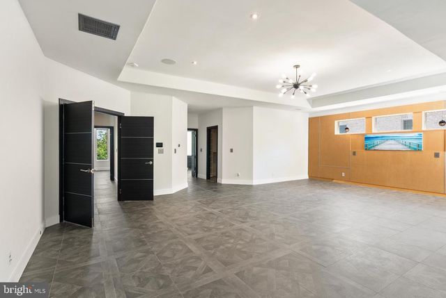 6600 RESERVES HILL CT, Annandale, VA 22003