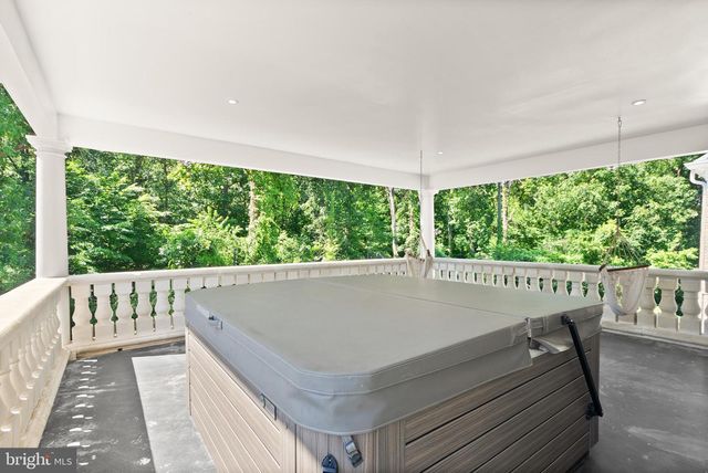 6600 RESERVES HILL CT, Annandale, VA 22003