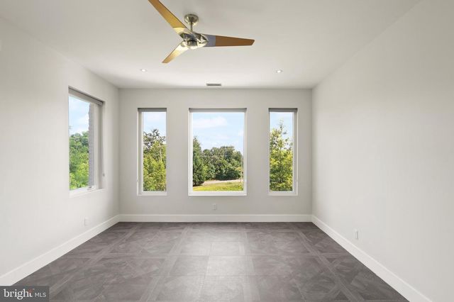 6600 RESERVES HILL CT, Annandale, VA 22003