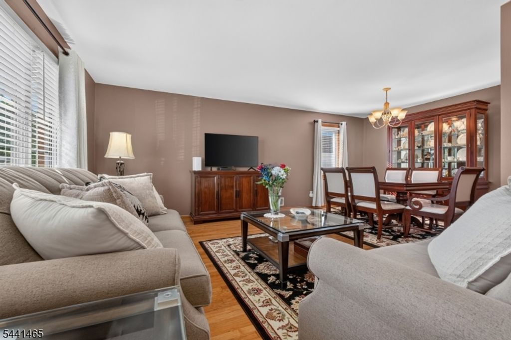 112 Lincoln Ave, North Arlington Boro, NJ 07031 — photo 4