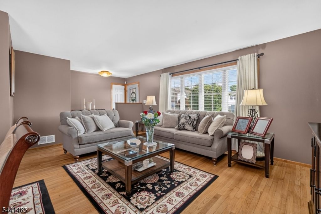 112 Lincoln Ave, North Arlington Boro, NJ 07031 — photo 5