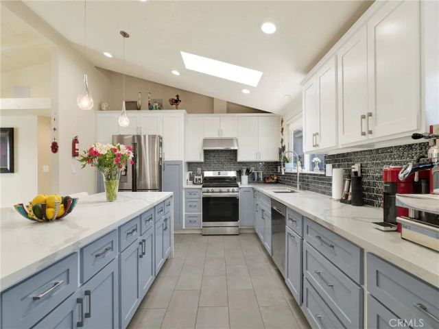 6213 Lubao, Woodland Hills, CA 91367