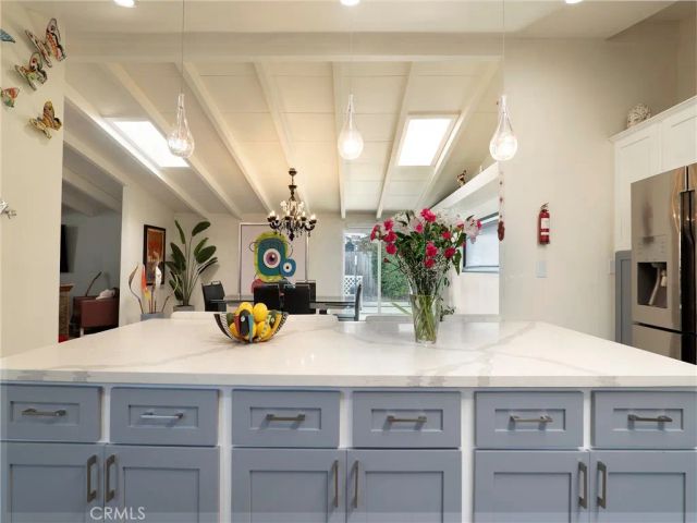 6213 Lubao, Woodland Hills, CA 91367