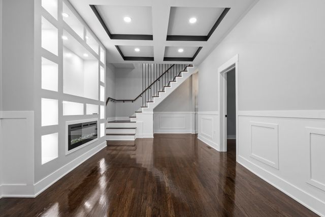 7049 S Harper Avenue, Chicago, IL 60637