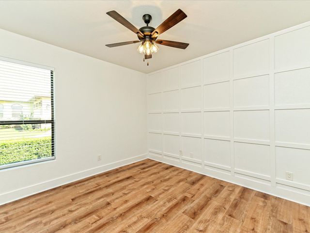 15208 Bowling LN, Lakeway, TX 78734