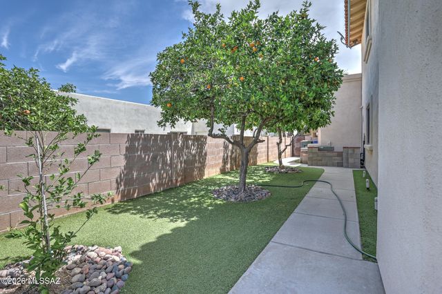 780 S Shadow Tree Place, Tucson, AZ 85748