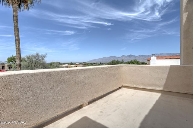 780 S Shadow Tree Place, Tucson, AZ 85748