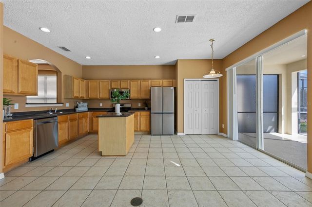 121 MADIERA BEACH BOULEVARD, Kissimmee, FL 34746