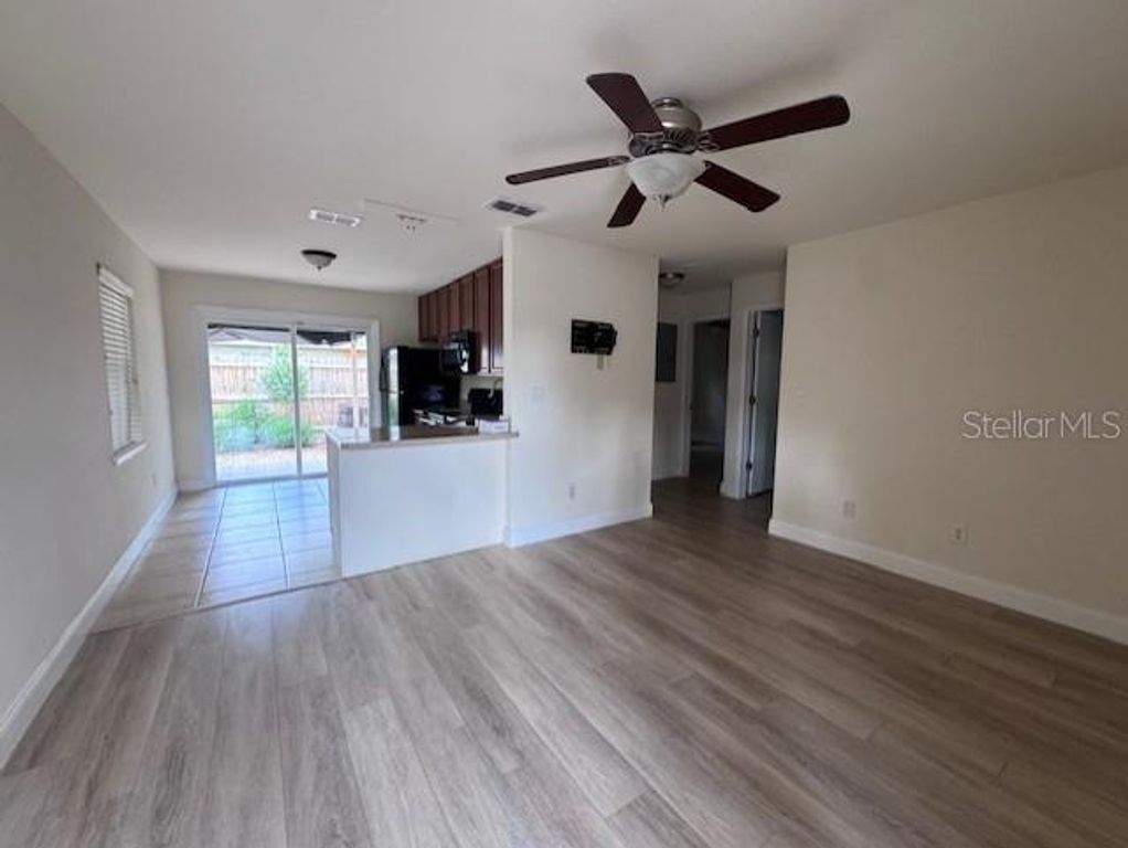 Image 2 of property listing at 3152 S BUMBY AVENUE C3, Orlando, FL 32806