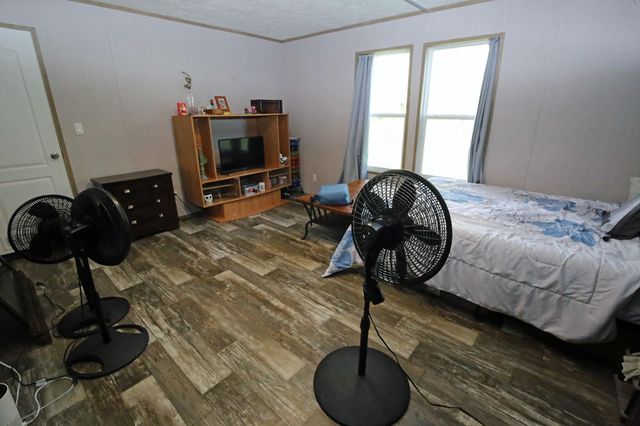 18416 Herrington Road, Algoa, TX 77511