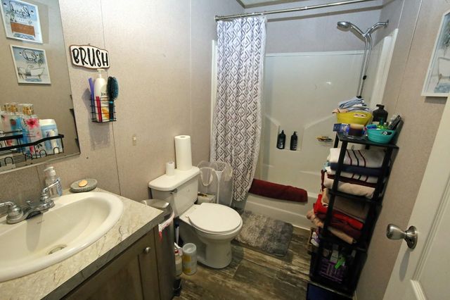 18416 Herrington Road, Algoa, TX 77511