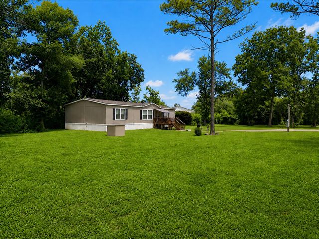 18416 Herrington Road, Algoa, TX 77511